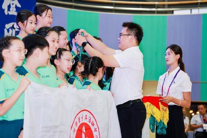 MccAA, 队形变换流 MccAA, 队形变换流