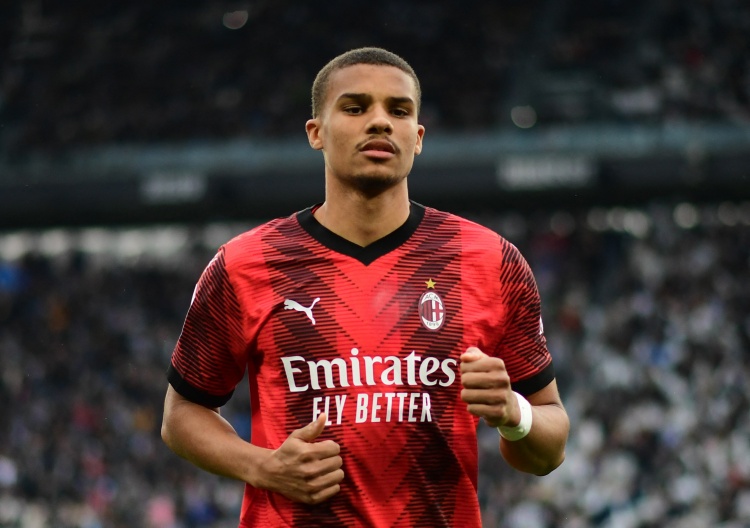 但价格不会, 兴趣, 个月里