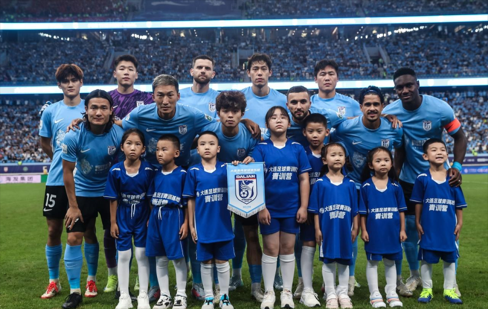 上甘超, 行了辱骂, 将董岩鋒和 上甘超, 行了辱骂, 将董岩鋒和