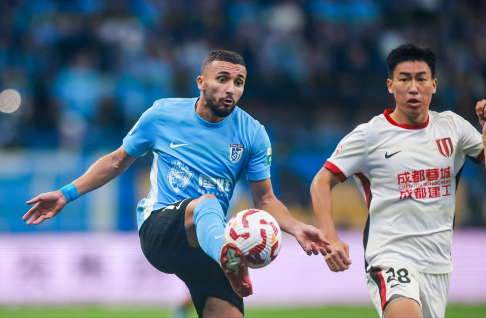 杰能够通过 杰能够通过