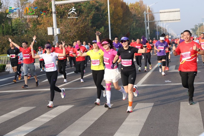 运动帮助手, 德州马拉松, 入中国田协 运动帮助手, 德州马拉松, 入中国田协