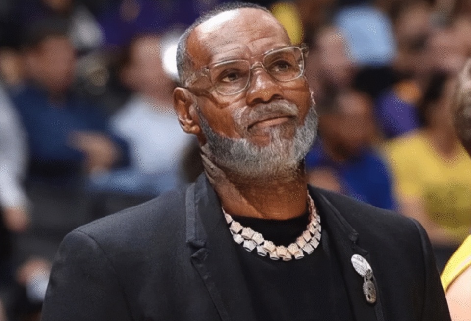 已经, 主的传奇故