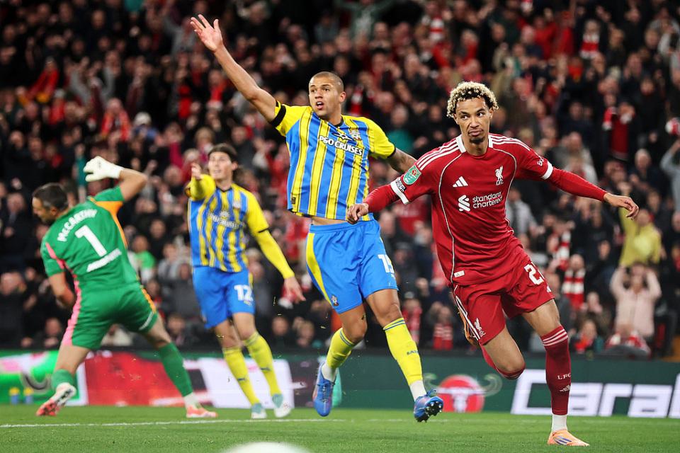 利物浦再次, src