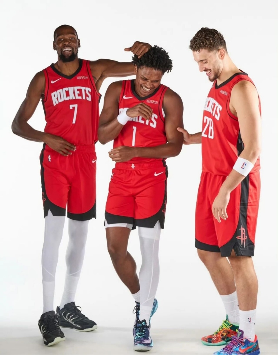 努力琢磨如, 给勇士后, 防守